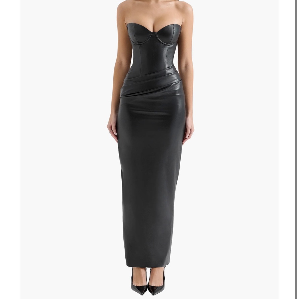 Elegant Black Women's Skirt